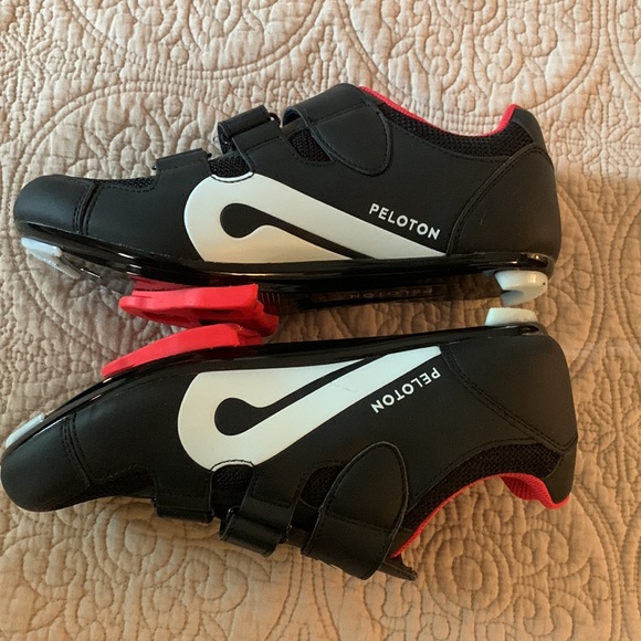 Peloton Riding Sneakers Size 39 - Picture 2 of 6